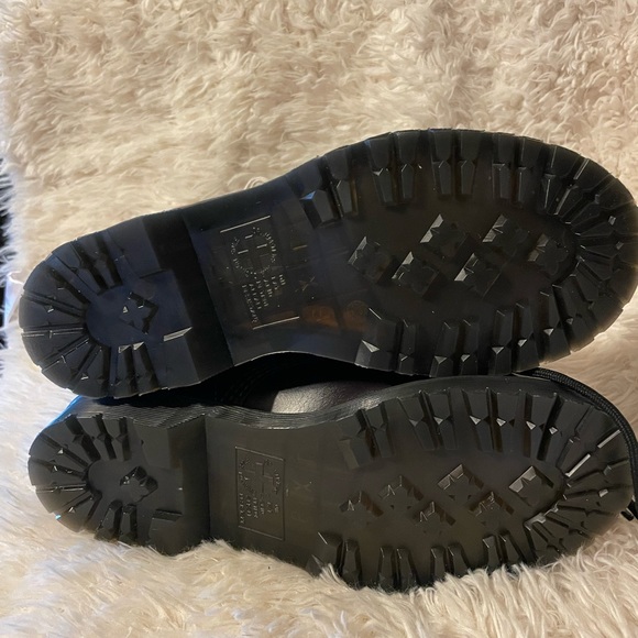 Dr.Martens 1460 Serena Boot - Picture 4 of 6